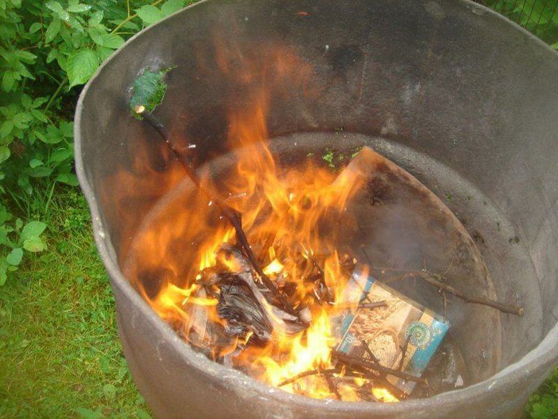 Печь на даче для сжигания мусора: простой монтаж своими руками