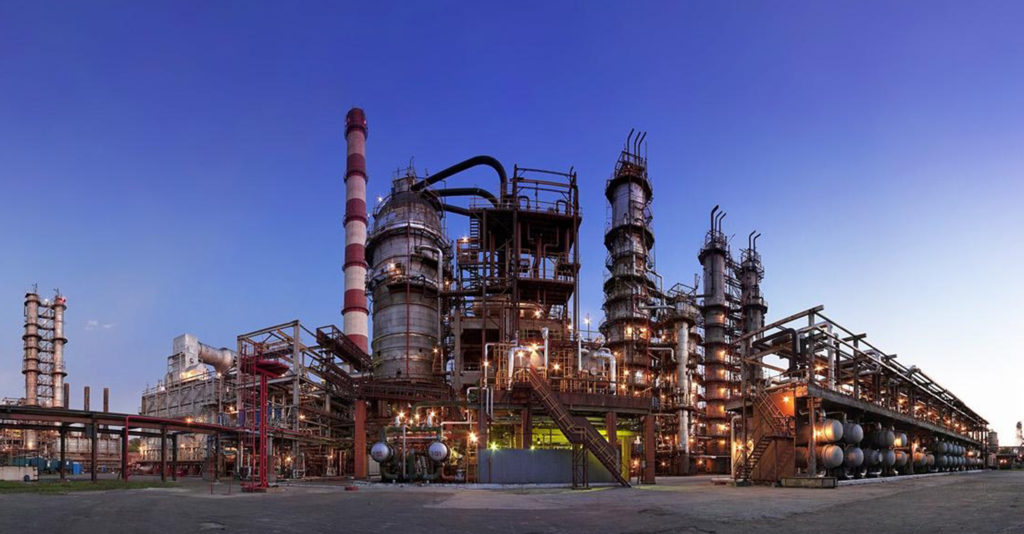 Какие продукты получают в процессе переработки нефти