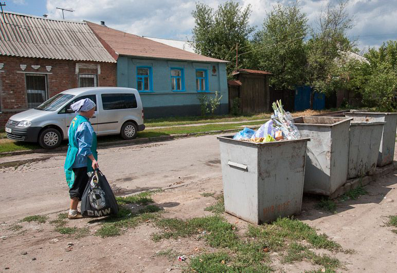 Вывоз мусора в деревне