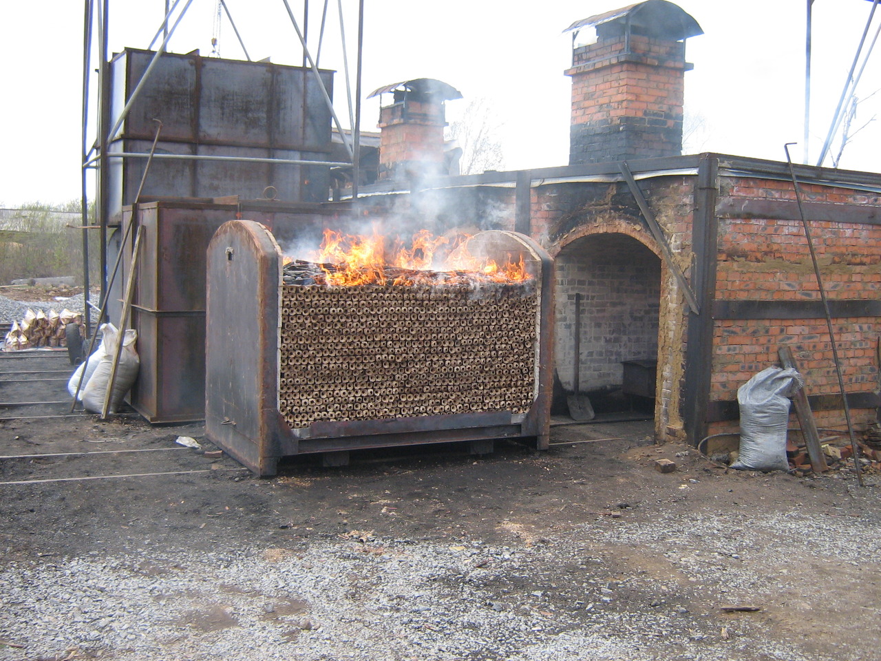 производство древесного угля